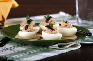 Huevos rellenos